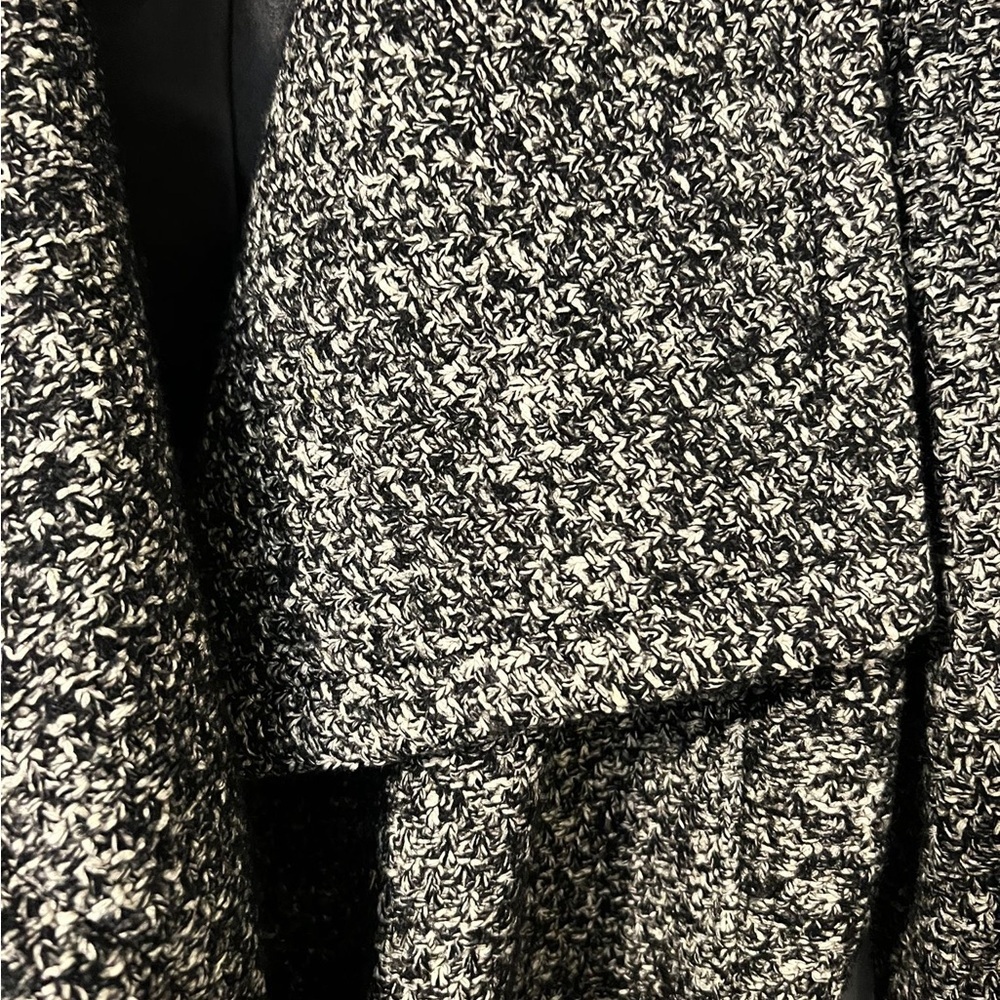 RW&CO. Black and White Textured Trench Coat - Picture 5 of 7